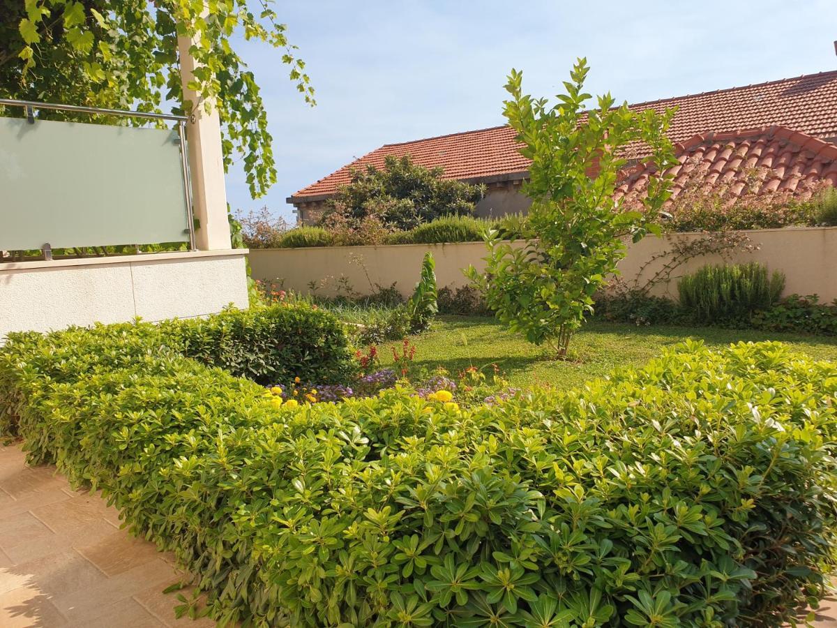 Ferienwohnung Abelia, Two Terraces, Hot Tub, Free Parking Dubrovnik Exterior foto