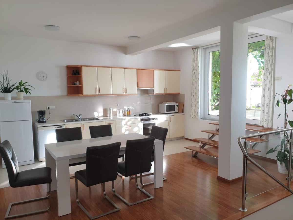 Ferienwohnung Abelia, Two Terraces, Hot Tub, Free Parking Dubrovnik Exterior foto