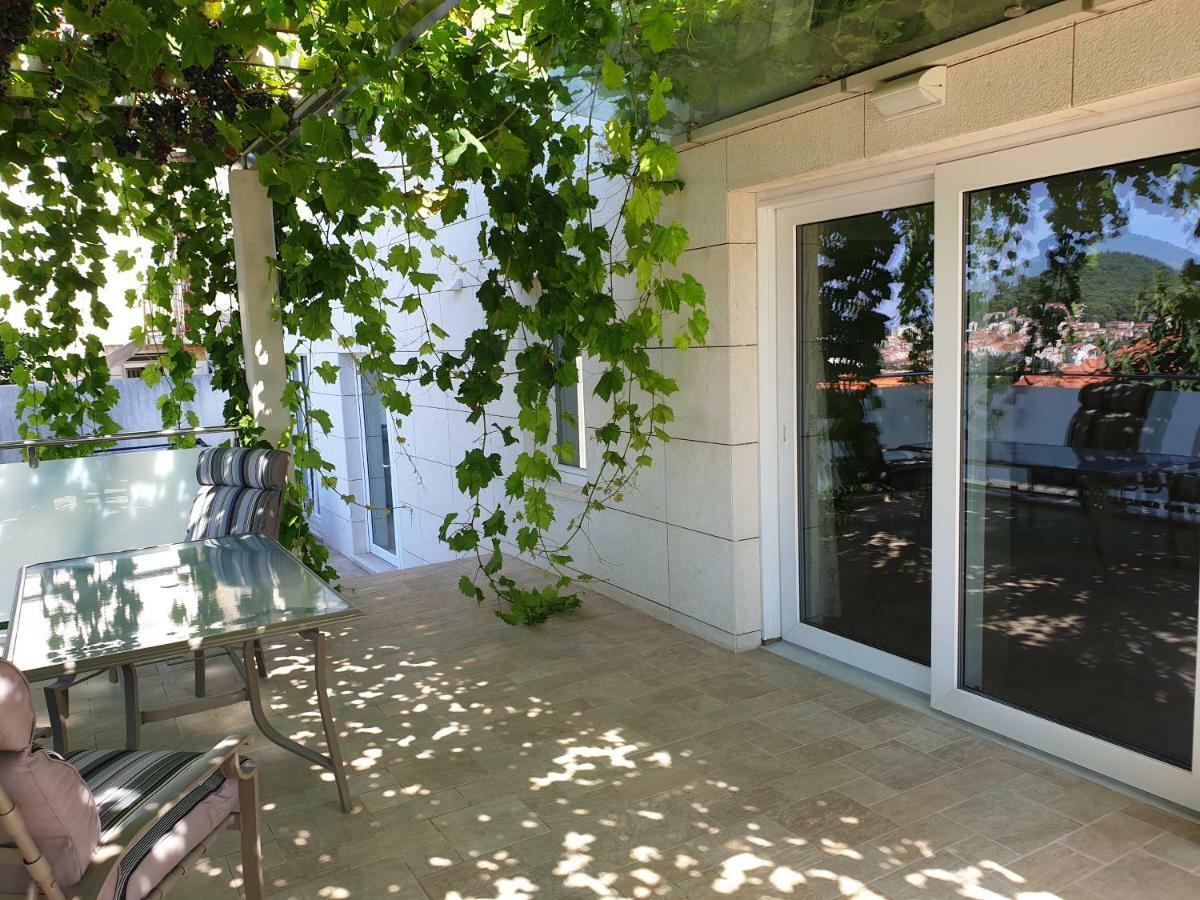Ferienwohnung Abelia, Two Terraces, Hot Tub, Free Parking Dubrovnik Exterior foto