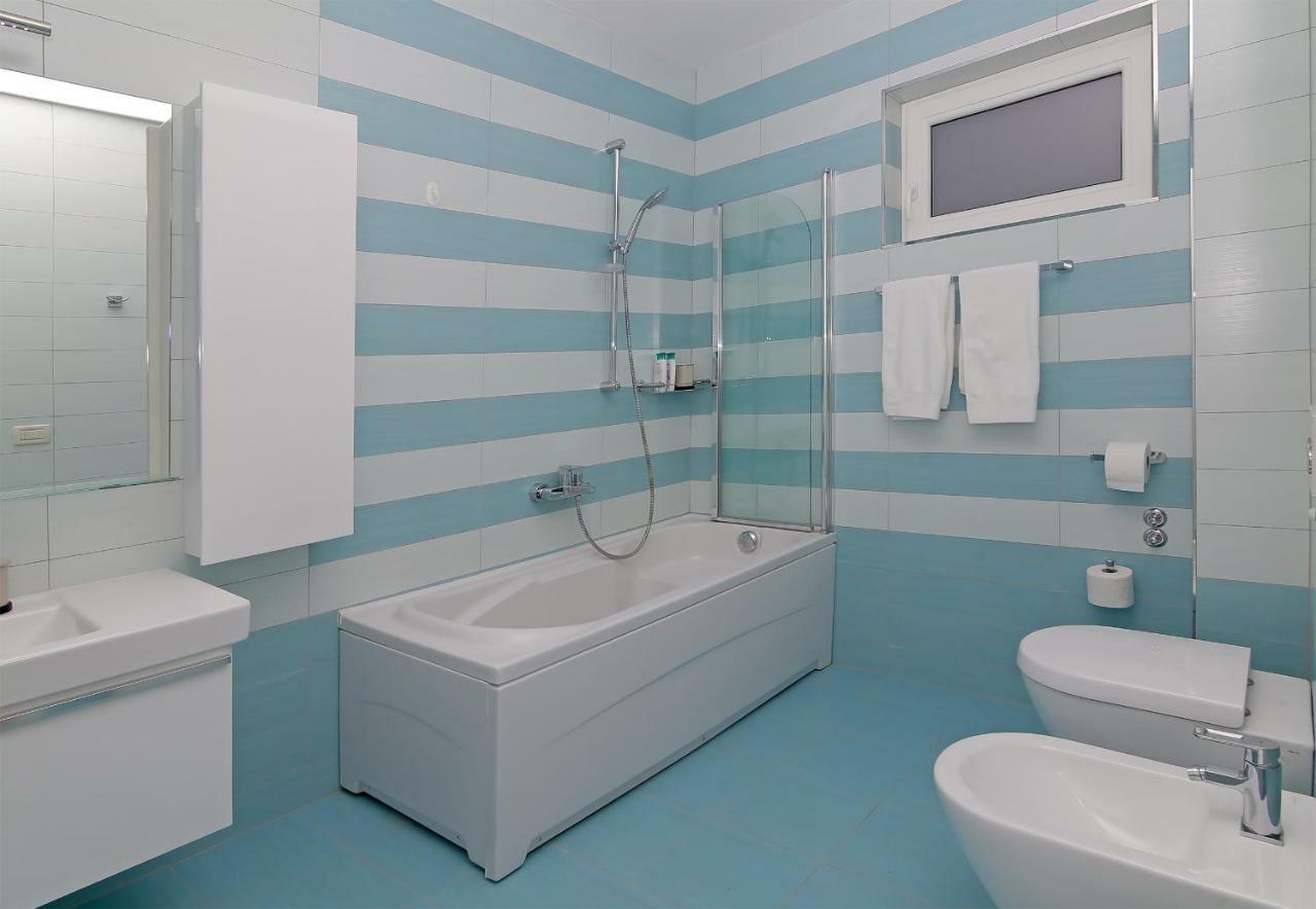 Ferienwohnung Abelia, Two Terraces, Hot Tub, Free Parking Dubrovnik Exterior foto